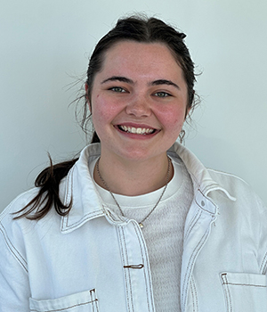 /i/images/Teamphotos/PaigeRichards300x350.jpg